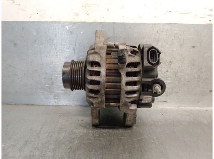 Recambio de alternador para kia pro cee´d (jd) 1.4 cvvt referencia OEM IAM 373002B710 373002B710 