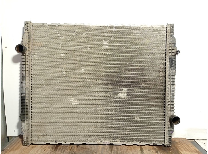 Recambio de radiador agua para renault premium 270.18 referencia OEM IAM 5010315845 5001866242 