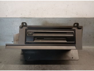 Recambio de sistema audio / radio cd para volkswagen crafter furgoneta (sy_, sx_) 2.0 tdi referencia OEM IAM 3Q0035824C 3Q003582