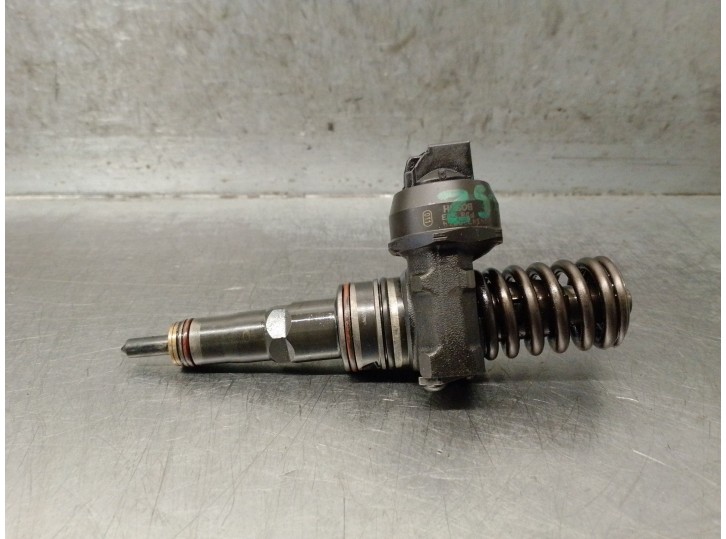 Recambio de inyector para audi a4 b6 (8e2) 1.9 tdi referencia OEM IAM 038130073AR 0414720214