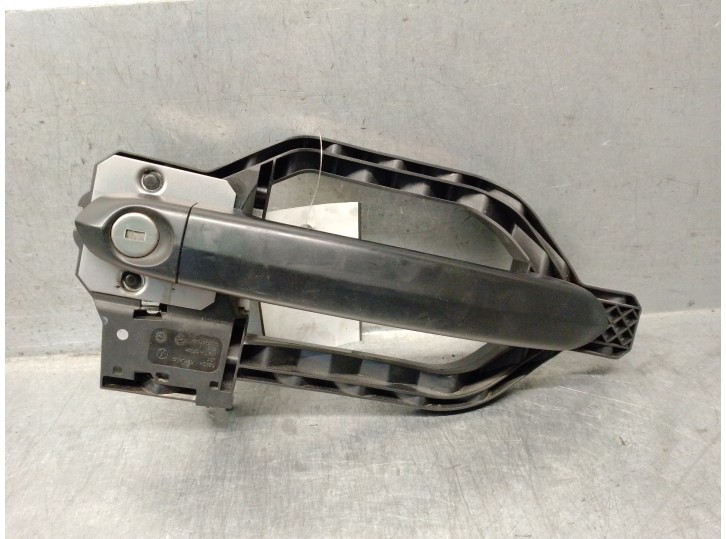 Recambio de maneta exterior porton para volkswagen crafter furgoneta (sy_, sx_) 2.0 tdi referencia OEM IAM 7C0837886B 7C0837207 