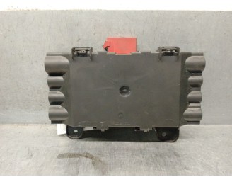 Recambio de caja reles / fusibles para volkswagen crafter furgoneta (sy_, sx_) 2.0 tdi referencia OEM IAM 7C0937629N 