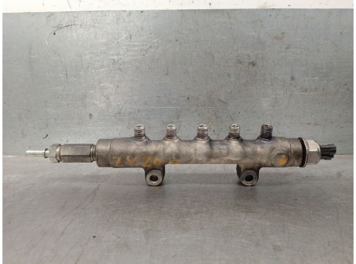 Recambio de rampa inyectora para peugeot boxer caja/chasis 2.2 hdi 100 referencia OEM IAM 1570P1 1570P1 