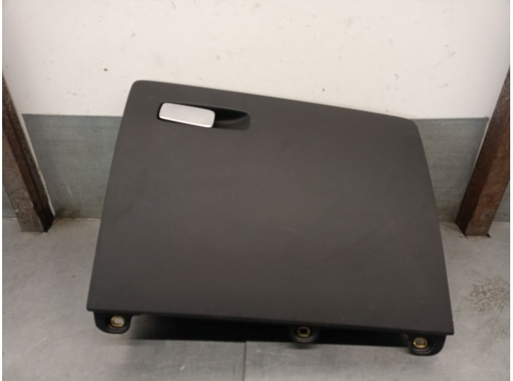 Recambio de guantera para audi q3 (8ub, 8ug) 2.0 tdi referencia OEM IAM 8U1857035K 8U1857035K 