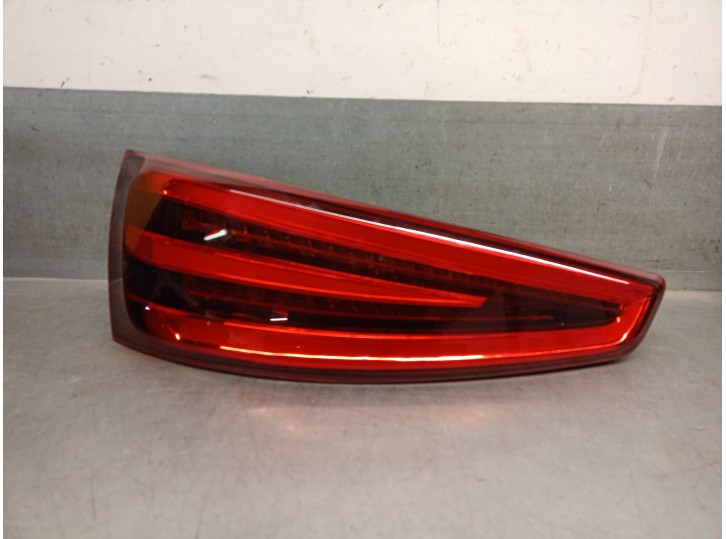 Replacement left rear light for Audi Q3 (8UB, 8UG) 2.0 TDI OEM IAM reference 8U0945093H 8U0945093A 