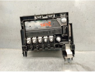 Recambio de caja reles / fusibles para volkswagen crafter furgoneta (sy_, sx_) 2.0 tdi referencia OEM IAM 7C0937629P 