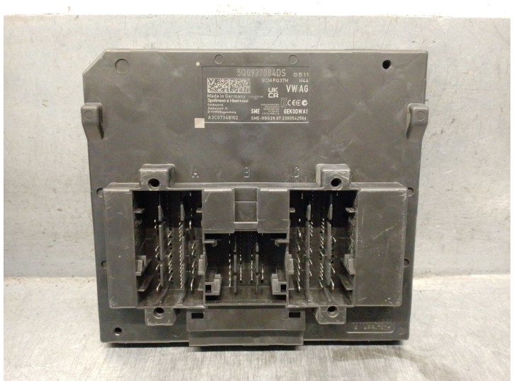 Recambio de modulo confort para volkswagen crafter furgoneta (sy_, sx_) 2.0 tdi referencia OEM IAM 5Q0937084DS 