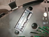 Recambio de cuadro instrumentos para chevrolet orlando (j309) 2.0 d referencia OEM IAM 95080018 95080018 