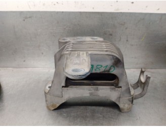 Recambio de soporte motor derecho para chevrolet orlando (j309) 2.0 d referencia OEM IAM 13284424 13347448 