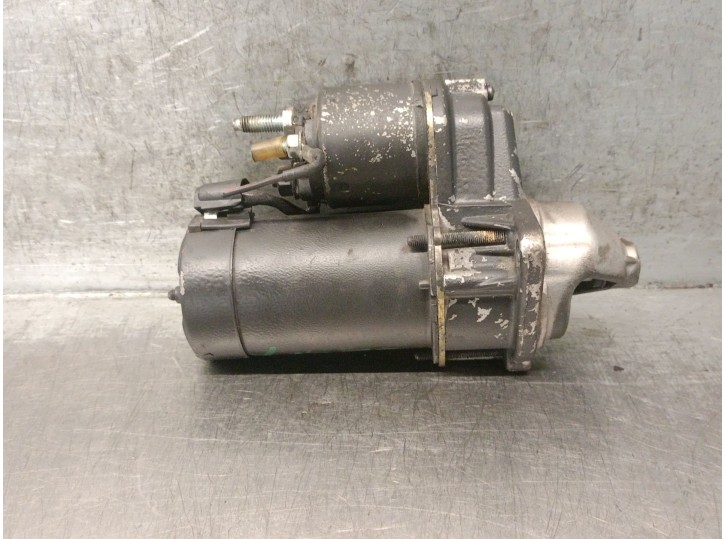 Replacement starter motor for Opel Meriva A MPV (X03) 1.4 16V Twinport (E75) OEM IAM reference 9115192 