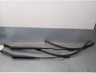 Recambio de brazo limpia delantero derecho para volkswagen crafter furgoneta (sy_, sx_) 2.0 tdi referencia OEM IAM 7C1955410A 7C