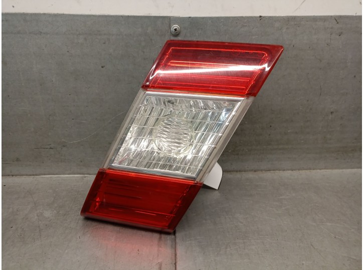 Replacement right tailgate rear light for Chevrolet Epica (KL1_) 2.0 D OEM IAM reference 96851766 96851766 