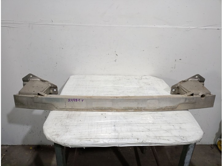 Recambio de refuerzo paragolpes trasero para chevrolet orlando (j309) 2.0 d referencia OEM IAM 96895652 96895652 