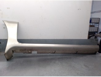 Recambio de molduras delanteras para kia carnival ii (gq) 2.9 crdi referencia OEM IAM 0K56B50CD6C 0K56B50CD5EXX 