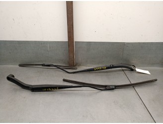 Recambio de brazo limpia delantero derecho para chevrolet orlando (j309) 2.0 d referencia OEM IAM 95287042 95483063 