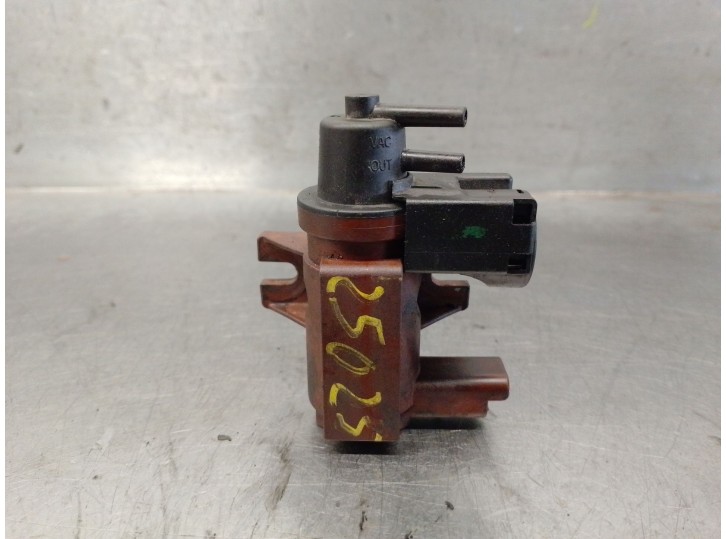 Recambio de electrovalvula vacio para ford mondeo iv (ba7) 2.0 tdci referencia OEM IAM 6G9Q9E882CA 70177100