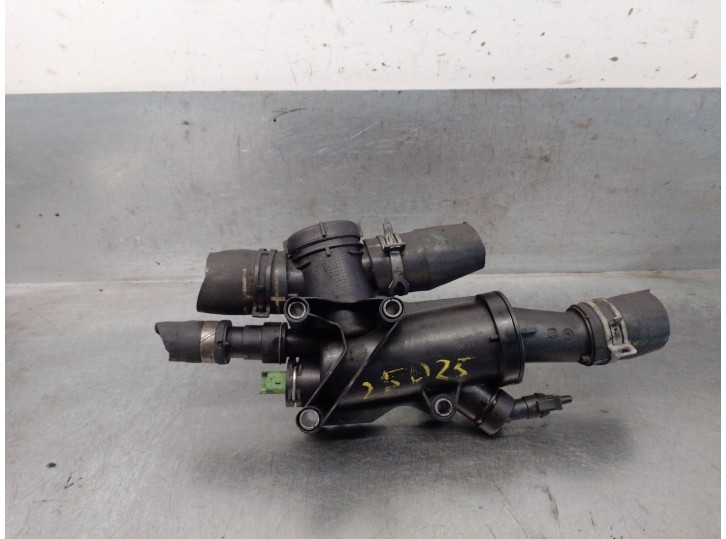 Recambio de termostato para ford mondeo iv (ba7) 2.0 tdci referencia OEM IAM 9656182980 1373385 