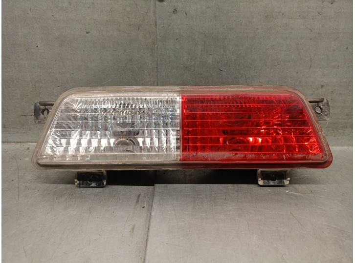 Recambio de piloto trasero central para chevrolet orlando (j309) 2.0 d referencia OEM IAM 96836616 95987636 