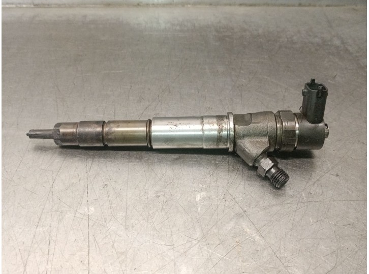 Replacement injector for Renault Master van 2.3 dCi diesel cat OEM IAM reference H82912226 0445110375