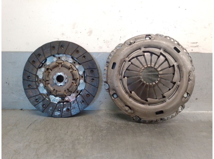 Recambio de kit embrague para seat leon (1m1) 1.9 tdi referencia OEM IAM 038198141BX 038198141BX 