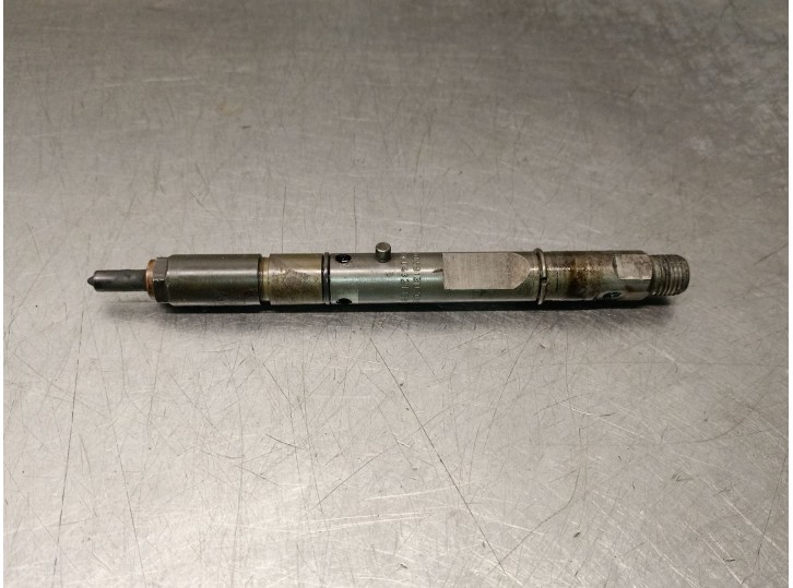 Replacement injector for Volkswagen Passat B5.5 (3B3) 2.5 TDI 4Motion OEM IAM reference 059130201B 0432133818