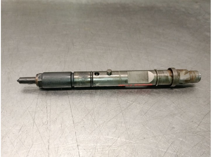 Replacement injector for Volkswagen Passat B5.5 (3B3) 2.5 TDI 4Motion OEM IAM reference 059130201B 0432133818