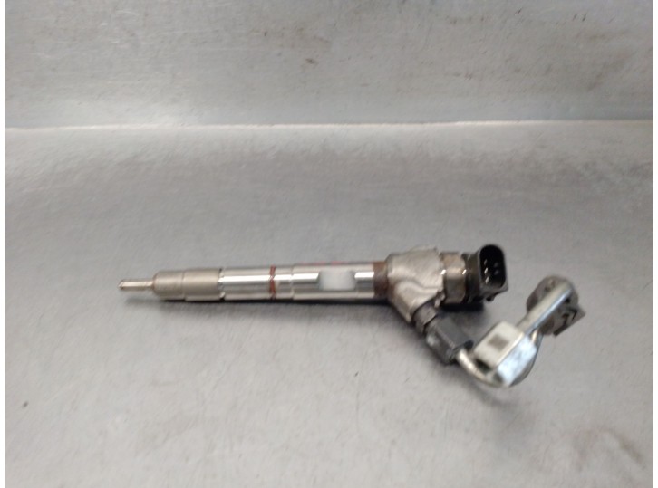 Recambio de inyector para volkswagen crafter furgoneta (sy_, sx_) 2.0 tdi referencia OEM IAM 04L130277BH 0445111207