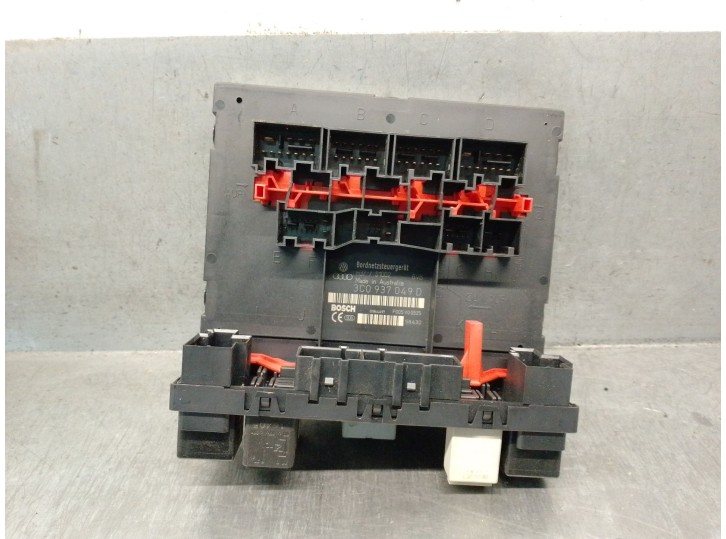 Recambio de caja reles / fusibles para volkswagen golf plus v (5m1, 521) 1.9 tdi referencia OEM IAM 3C0937049D F005V00525