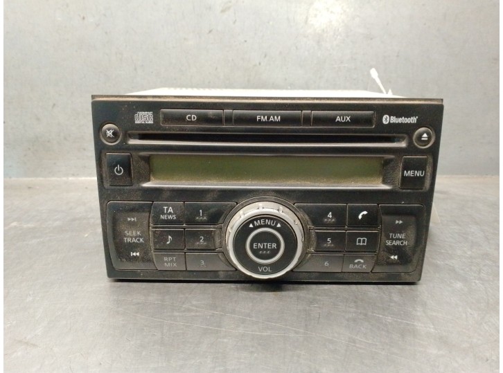 Replacement audio system / CD radio for Nissan Navara NP300 (D40) 2.5 DCi 4WD OEM IAM reference 281855X16B 281855X36B 