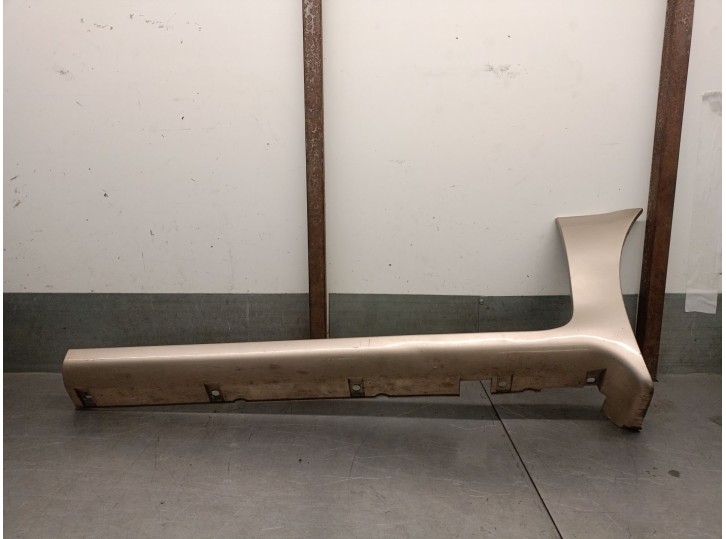 Recambio de molduras delanteras para kia carnival ii (gq) 2.9 crdi referencia OEM IAM 0K56B50CD1C 0K56B50CD0EXX 