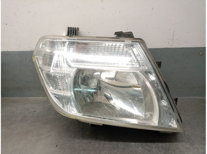 Recambio de faro derecho para nissan navara np300 (d40) 2.5 dci 4wd referencia OEM IAM 260105X10B 260105X10B 1EE23805502