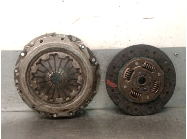 Recambio de kit embrague para volvo s40 i (644) 1.6 referencia OEM IAM 272414 272414 