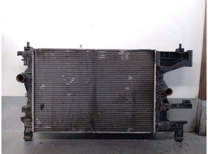 Recambio de radiador agua para opel astra j (p10) 1.7 cdti (68) referencia OEM IAM 13267655 1300301 