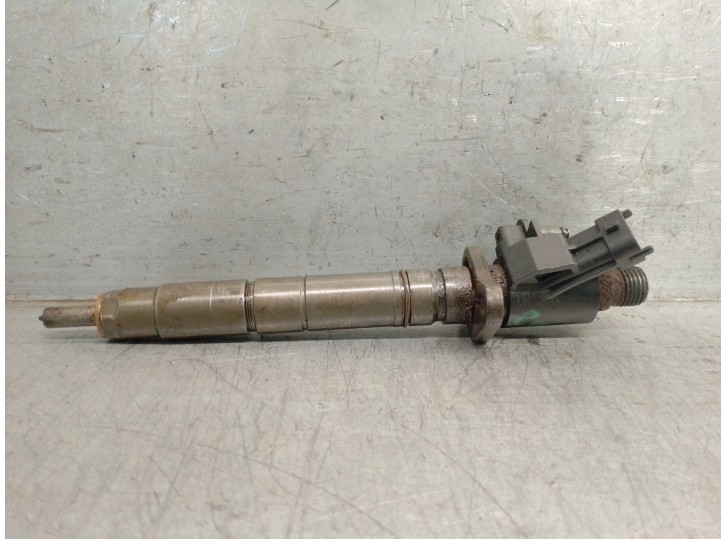 Recambio de inyector para land rover range rover sport i (l320) 3.0 d 4x4 referencia OEM IAM 9X2Q9K546DB 9X2Q9K546DB 