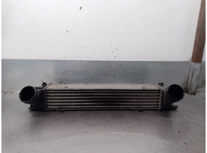 Recambio de intercooler para bmw 3 (e90) 320 d referencia OEM IAM 3093796 17517524916 