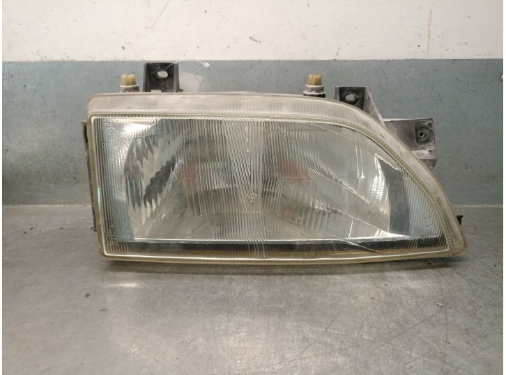 Recambio de faro derecho para ford escort v (aal, abl) 1.6 i 16v referencia OEM IAM 97AX13005JA 1058198 67618989