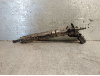 Replacement injector for Chrysler 300 C 3.0 CRD CAT OEM IAM reference A6420700587 A6420700587 