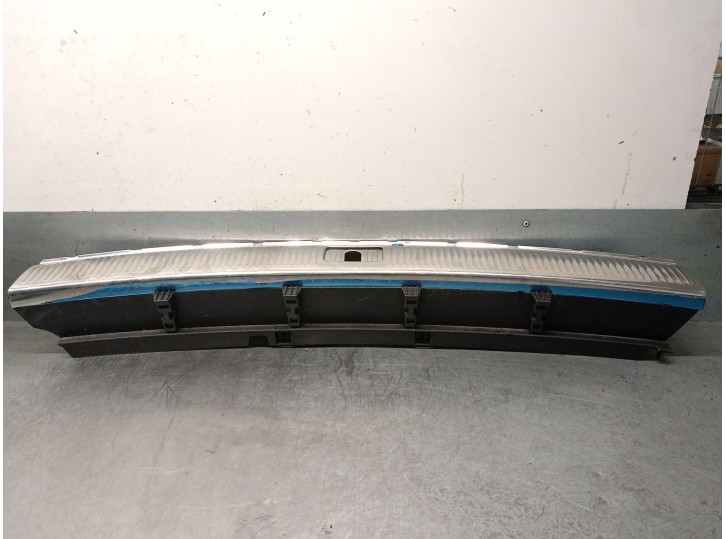 Recambio de molduras traseras para audi q5 (fyb, fyg) 50 tfsi e quattro referencia OEM IAM 80A864483F 80A864483F 