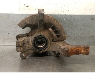 Recambio de mangueta delantera izquierda para kia carnival ii (gq) 2.9 crdi referencia OEM IAM 0K56B33031 0K56B33031 