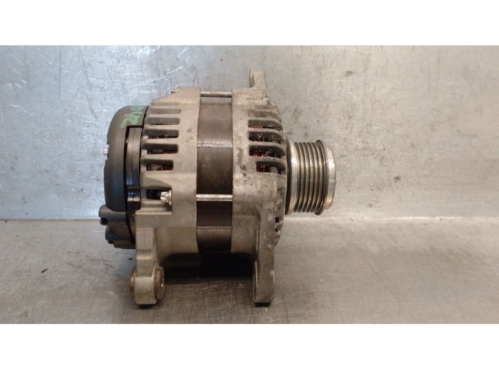 Recambio de alternador para opel astra j (p10) 1.7 cdti (68) referencia OEM IAM 95519864 1202427 