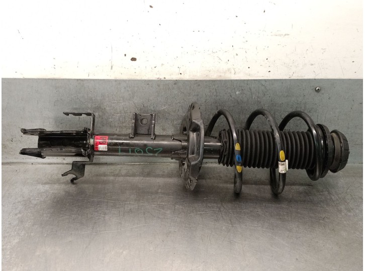 Recambio de amortiguador delantero derecho para renault arkana i (lcm_, ldn_) 1.6 e-tech 145 (ldmu) referencia OEM IAM 543022015