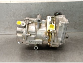 Recambio de compresor aire acondicionado para renault arkana i (lcm_, ldn_) 1.6 e-tech 145 (ldmu) referencia OEM IAM 926008231R 