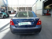 ford mondeo iii sedán (b4y) del año 2004
