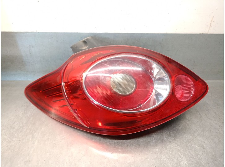 Recambio de piloto trasero izquierdo para ford ka (ru8) 1.2 referencia OEM IAM 21730101 1579396 