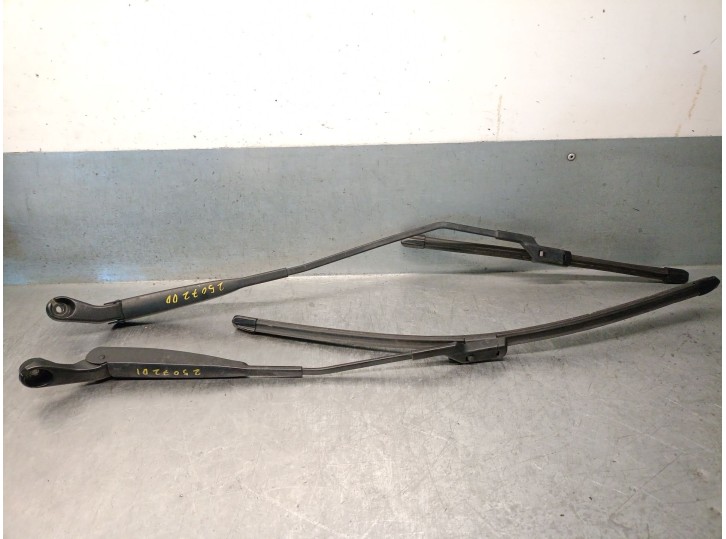 Recambio de brazo limpia delantero derecho para ford ka (ru8) 1.2 referencia OEM IAM BS5117527AA 1729463 