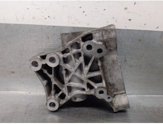 Recambio de soporte motor para land rover range rover evoque (l538) 2.0 d 4x4 referencia OEM IAM GJ326030AA LR072044 