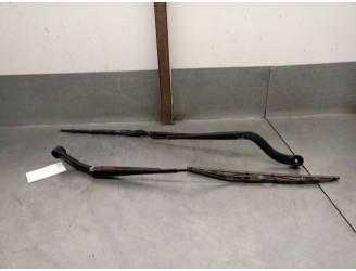 Recambio de brazo limpia delantero derecho para ford ranger (tke) 2.2 tdci 4x4 referencia OEM IAM AB3917B589AE 1907108 