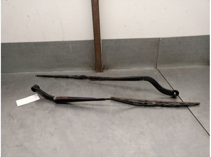 Recambio de brazo limpia delantero derecho para ford ranger (tke) 2.2 tdci 4x4 referencia OEM IAM AB3917B589AE 1907108 