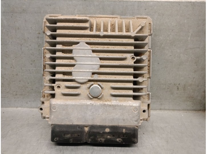 Recambio de centralita motor uce para seat altea xl (5p5, 5p8) 1.6 tdi referencia OEM IAM 03L906023LG 5WP42909AA