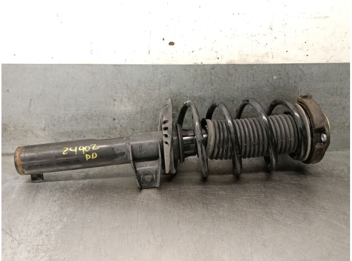 Recambio de amortiguador delantero derecho para audi q3 (8ub, 8ug) 2.0 tdi referencia OEM IAM 5N0413031AE 5N0413031AE 